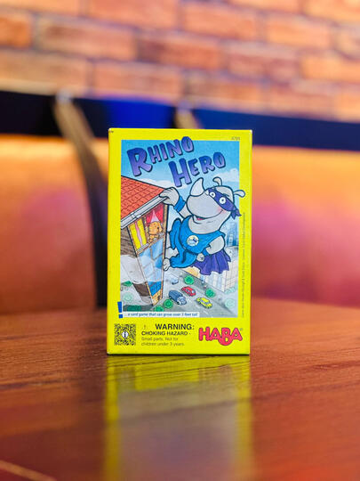 Rhino Hero (2-5 players)