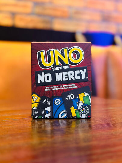 UNO Show 'Em No Mercy (2-6 players)